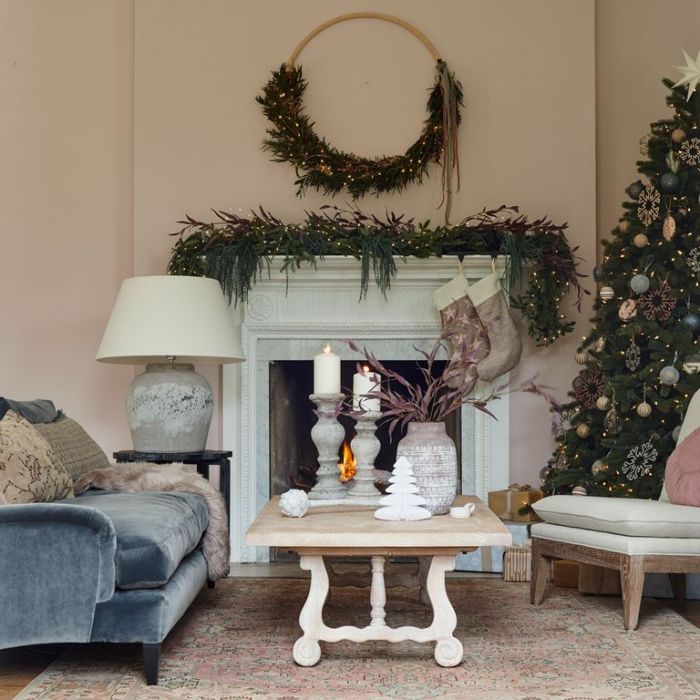 Mantelpiece decoration ideas christmas